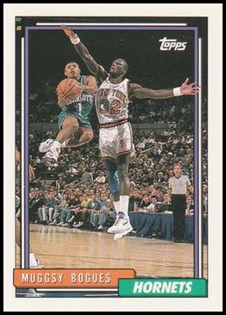 92T 176 Muggsy Bogues.jpg